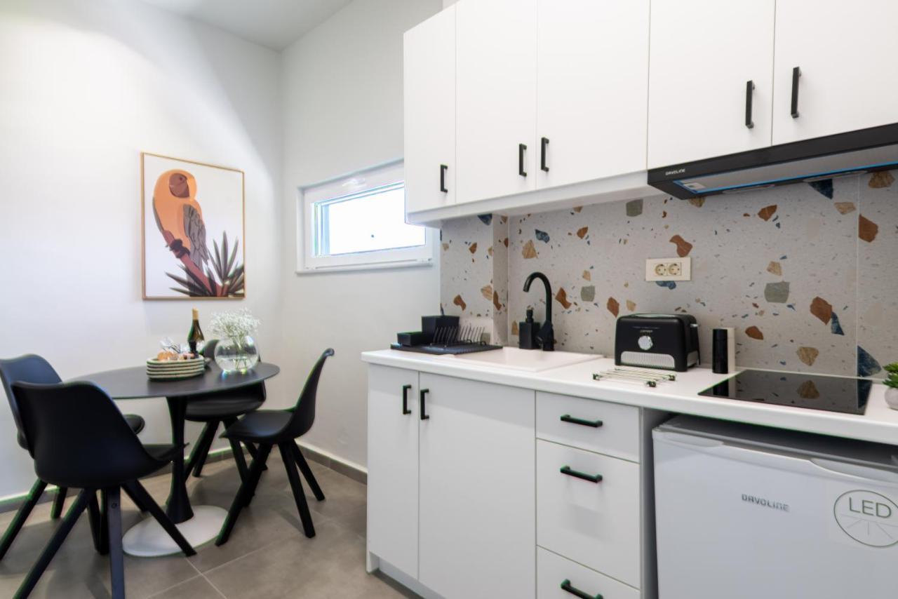 Meliora Suites Dhrapaniás Eksteriør billede